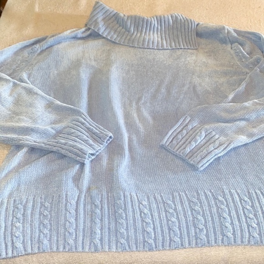 Studio Works women’s size small soft sweater